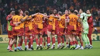 Galatasaray'da yıldız futbolcunun bileti kesildi! Okan Buruk'un gözünden iyice düştü