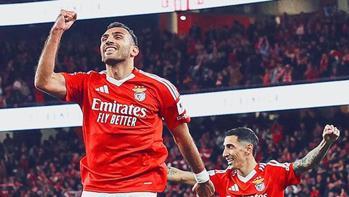 Benfica, Estoril'i 3 golle devirdi!