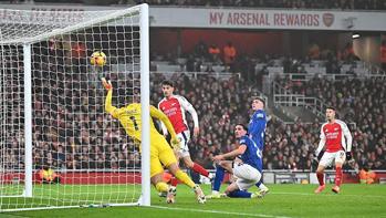 Arsenal, Ipswich Townı tek golle geçti