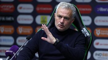 Fenerbahçede Jose Mourinhodan transfer cevabı Ömer Korkmaz sözleri: Kendi hakkında şikayet etmesi gerekiyor