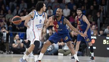 Anadolu Efes, Barcelona'ya mağlup!