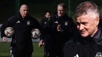 Ole Gunnar Solskjaer'den yardımcılarına talimat! 'Törene gelmeyin, işe başlayın'