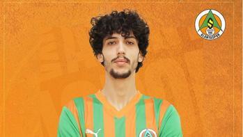 Alanyaspor Enes Keskin'i renklerine kattı