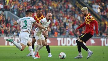 Alanyaspor, Göztepeye ilki yaşattı VAR kararları damga vurdu