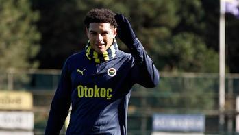 Fenerbahçeyi sevindiren haber Yıldız isim geri döndü