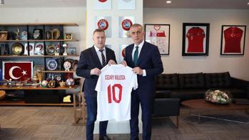 Polonya Futbol Federasyonu Başkanı Kulesza'dan Hacıosmanoğlu'na ziyaret