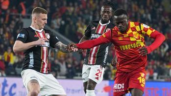 Göztepe - Gaziantep FK maçından kareler