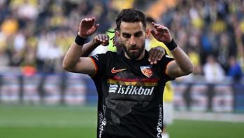 Ramazan Civelek, Fenerbahçe'ye golünü attı sevinmedi! Bir ilk yaşadı