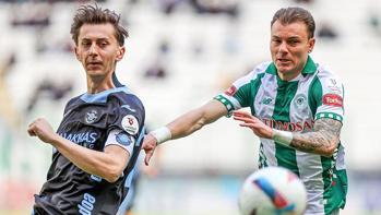Konyaspor - Adana Demirspor maçından kareler