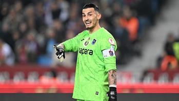 Trabzonspor'a Uğurcan Çakır'dan kötü haber!