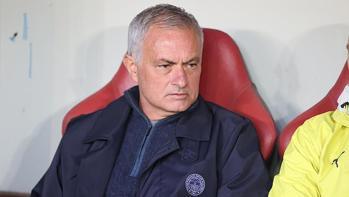 Fenerbahçede Jose Mourinho kararı Yönetimin kongre belirsizliği