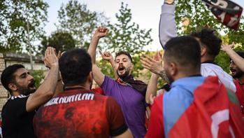 Traktör taraftarları İstanbul'da şampiyonluğu kutladı!