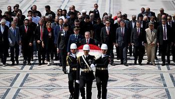 Gençlerbirliği'nden Anıtkabir ve İlhan Cavcav'ın mezarına ziyaret!