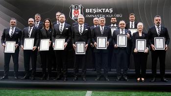 Beşiktaş'ta Serdal Adalı mazbatasını aldı
