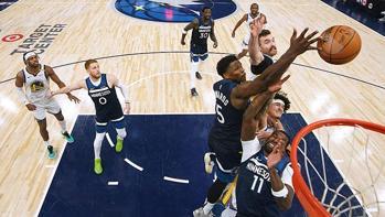 NBA'de Timberwolves, Golden State Warriors'ı devirdi! Konferans finaline yükseldi