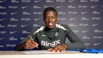 Chelsea, Mamadou Sarr transferini açıkladı