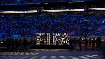 Hayat duruyor ama futbol durmuyor!