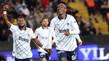 Fenerbahçe'de beklenmedik ayrılık ihtimali! İki talip birden