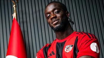 Gaziantep FK'da Myenty Abena imzayı attı