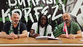 Kocaelispor, yeni orta sahası ile 3 yıllık anlaşma imzaladı