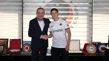 Kevin Csoboth'un imza töreninden kareler