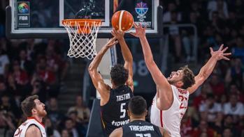 Türkiye - Almanya finalinden kareler