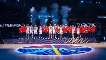 A Milli Erkek Basketbol Takımı, EuroBasket 2025 ikincisi! 12 Dev Adam tarih yazdı