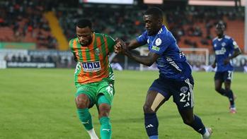 Süper Lig'de Kasımpaşa, Alanya'da ikinci yarıda döndü!