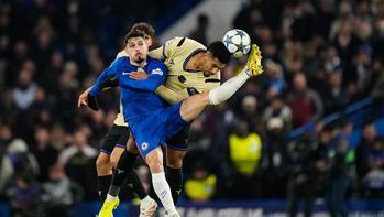 Şampiyonlar Liginde Barcelona darmadağın Benficada Mourinhodan ilk galibiyet