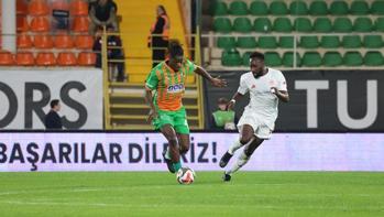 Süper Lig'de Alanyaspor ile Antalyaspor puanlar paylaştı