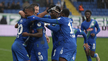 Rizespor 3 golle 3 puana koştu! Recep Uçar'dan ilk galibiyet