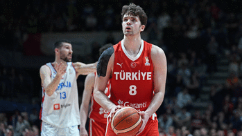 Sırp basınından 12 Dev Adam ve Tarık Biberovic manşeti! 'Sırbistan'ı durdurdu'
