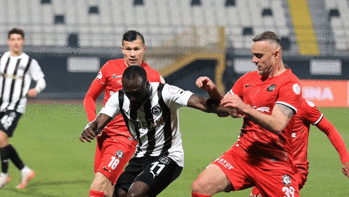 Çorum FK deplasmanda tek golle kazandı