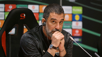 Arda Turanın çalıştırdığı Shakhtar Donetsk, UEFA Konferans Ligi yarı finaline göz kırptı