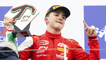 Formula 4 pilotu Alp Aksoy: Zirvede bitirip İstiklal Marşı’mızı okutmak istiyorum