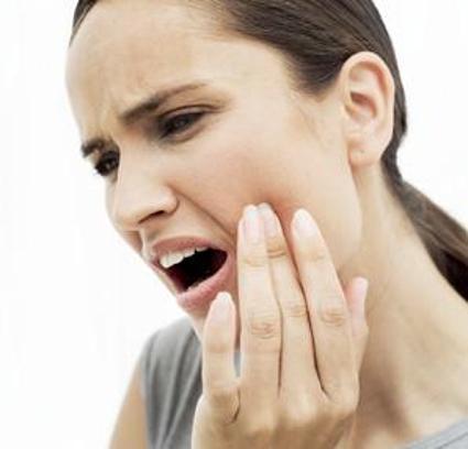 Oruçluyken dişiniz ağrırsa ne yapmalısınız? Oruçluyken diş ağrısı nasıl geçer?