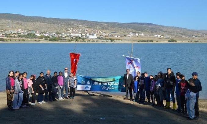 Gölova'da balık tutma yarışması düzenlendi