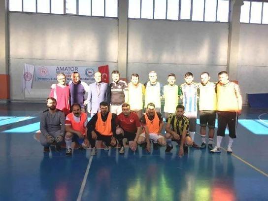 Hisarcık’ta Öğretmenler günü futsal turnuvası