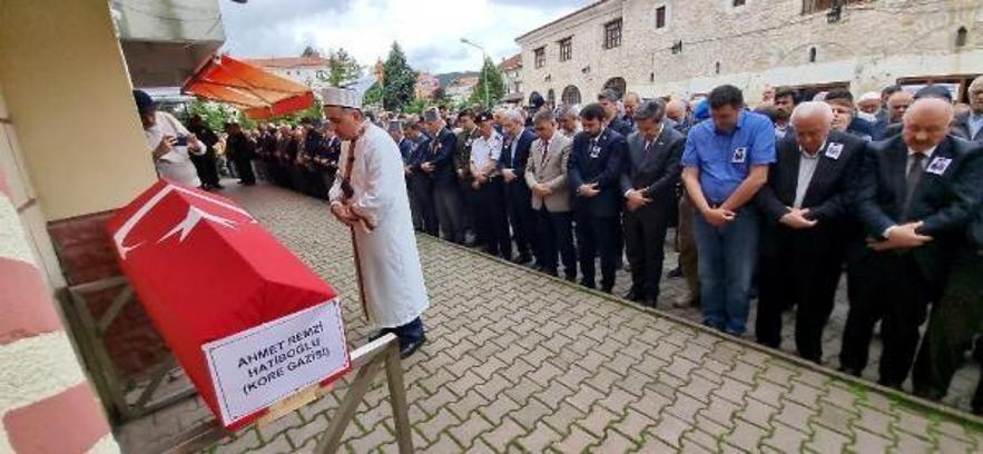 Kore Gazisi eski belediye başkanı, askeri törenle son yolculuğuna uğurlandı