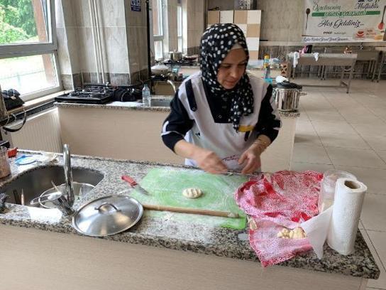 Rize'de öğretmenler mutfakta yarıştı