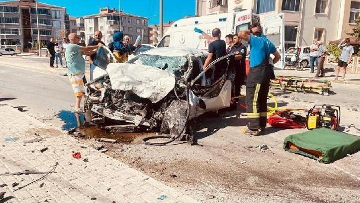 Bursa'da otomobil ile hafriyat kamyonu çarpıştı; 1 yaralı