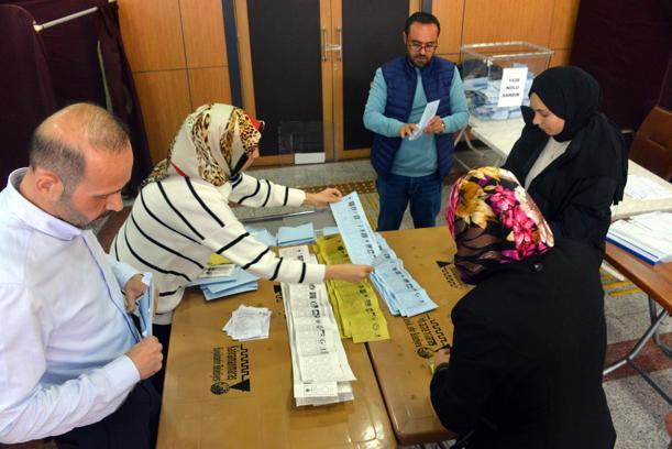 Kahramanmaraş'ta oy sayımı başladı