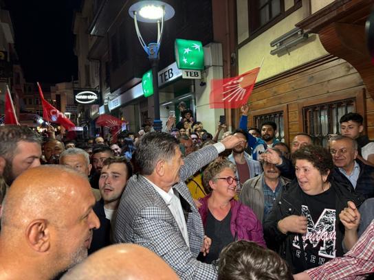 Bartın'da CHP'li Yalçınkaya başkan seçildi; 2 ilçeyi CHP, 1 ilçeyi AK Parti kazandı
