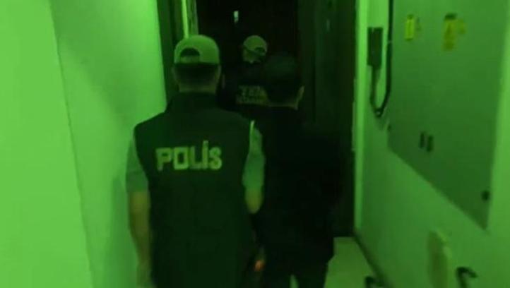 İstanbul'da Kıskaç-13 operasyonu: 13 eski askeri öğrenci yakalandı