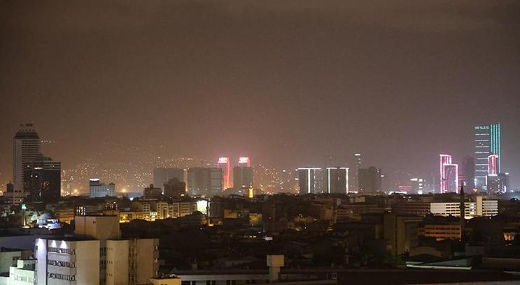 Çöl tozu bulutu İzmir'de etkili oldu