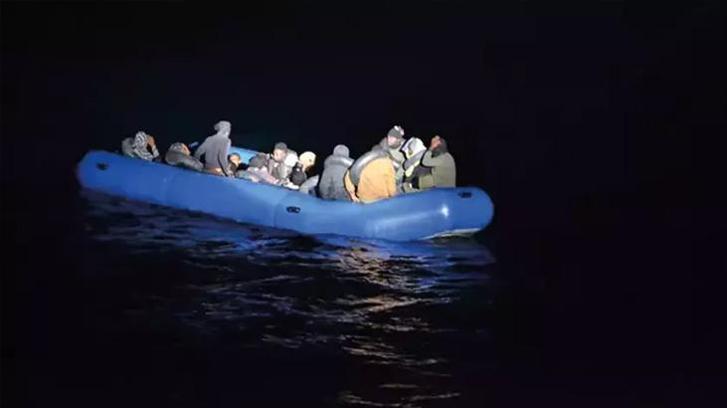 Atlas Okyanusu’nda korkunç olay! 50 düzensiz göçmen kayboldu