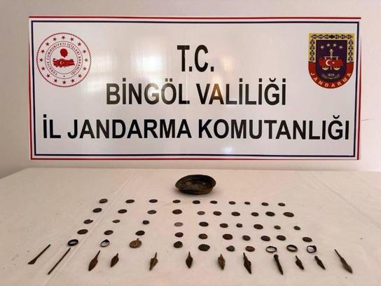 Bingöl’de 63 obje ele geçirildi: 2 gözaltı