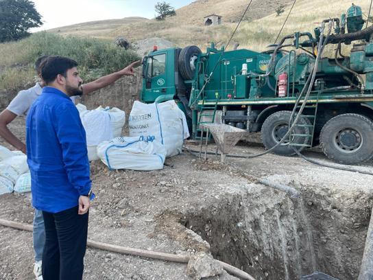 Adilcevaz belediyesi, yeni su kaynakları için sondaj çalışması yaptı
