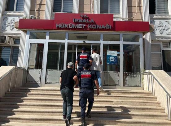Edirne’de çok sayıda suçtan aranan şüpheli, sınırda yakalandı