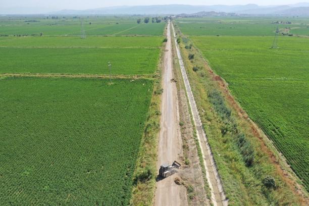 Aydın'da yol yapım çalışmaları sürüyor